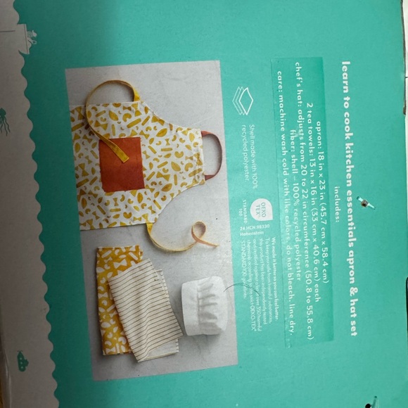 Pillowfort Kids White Chef Hat - Picture 2 of 3